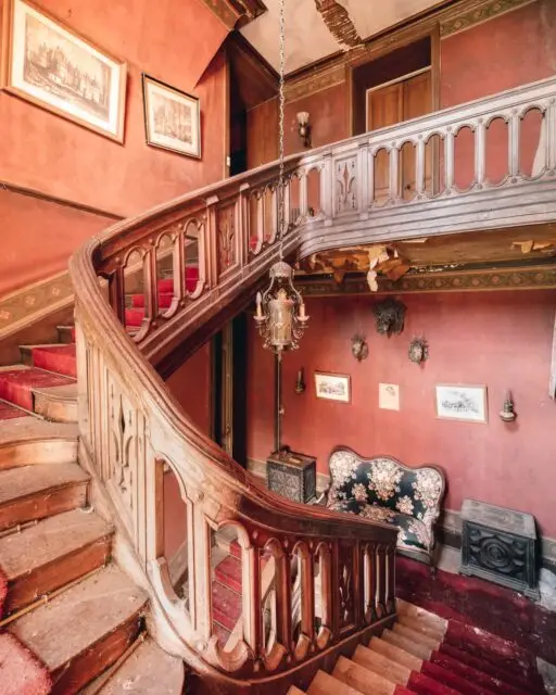 Château abandonné 🇫🇷

Website : ledecay.com
Flickr : flickr.com/le_decay
Facebook : fb.com/ledecay.photographie

#urbex #decay #abandoned #architecture #ruins